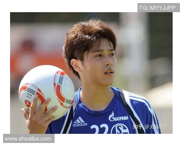 亚洲足球超级明星阵容全解析及其辉煌成就盘点